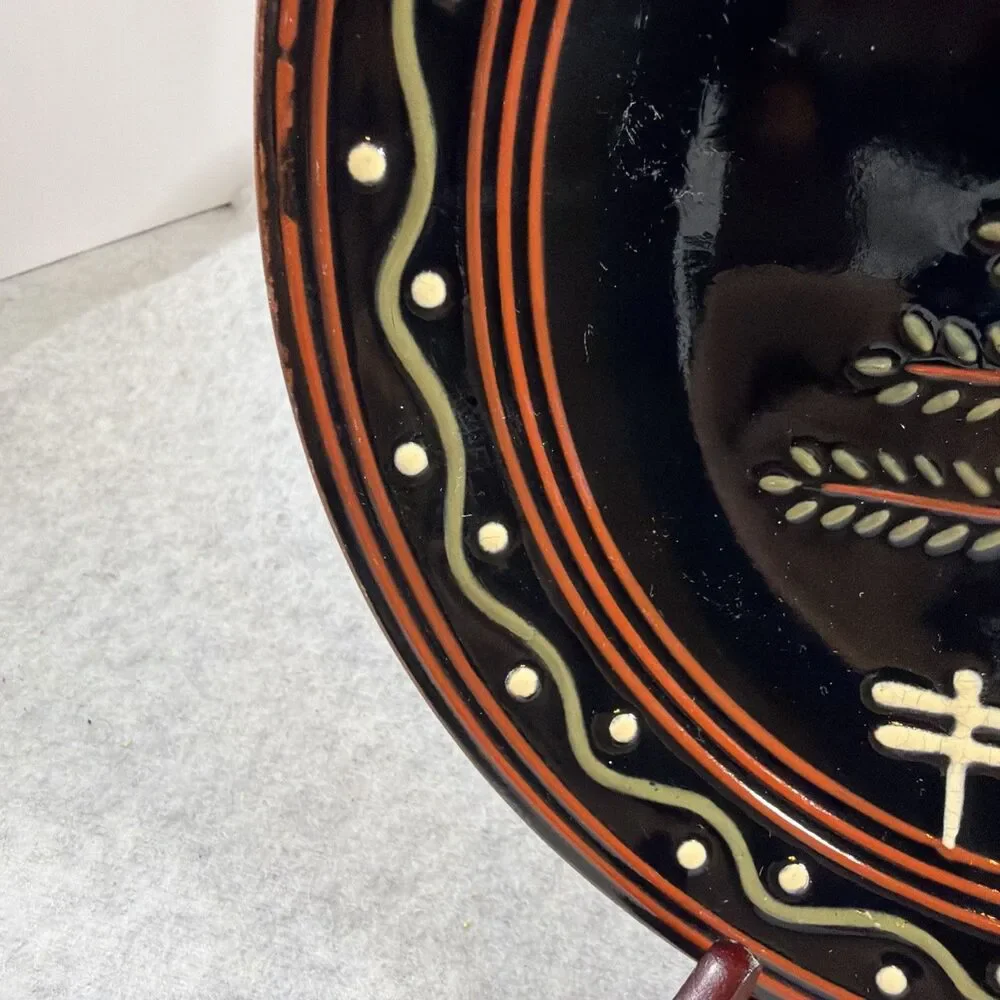 K&K Interiors Pottery Redware Plate Folk Art Primitive Black Christmas Tree 9.5" - Picture 3 of 7